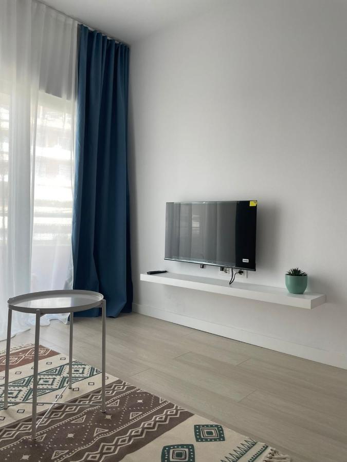 Seriani Dock Holiday Sarandë Buitenkant foto
